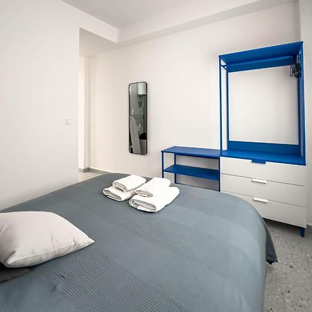 Apartamentos Navio Valencia Exterior photo